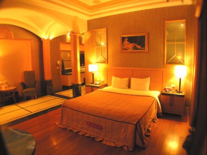 Changsing Business Motel Tainan Esterno foto