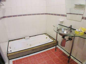Changsing Business Motel Tainan Esterno foto